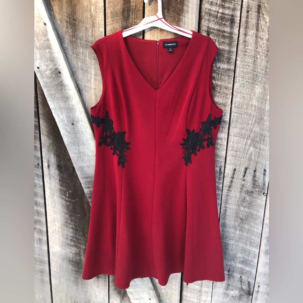 LIZ CLAIBORNE Dress Women’s 18 Red Garnet Red with Black Lace Appliqué